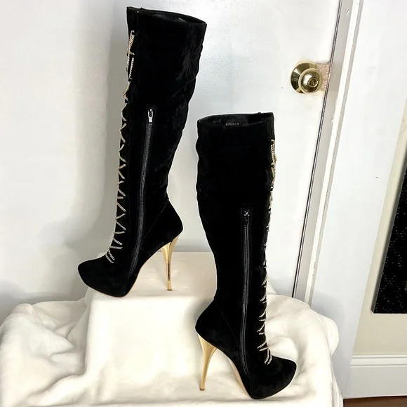 Black Scene Weaver Velvet Lucille Knee High Lace Up Boots Gold Chain Size 6 - Picture 2 of 16